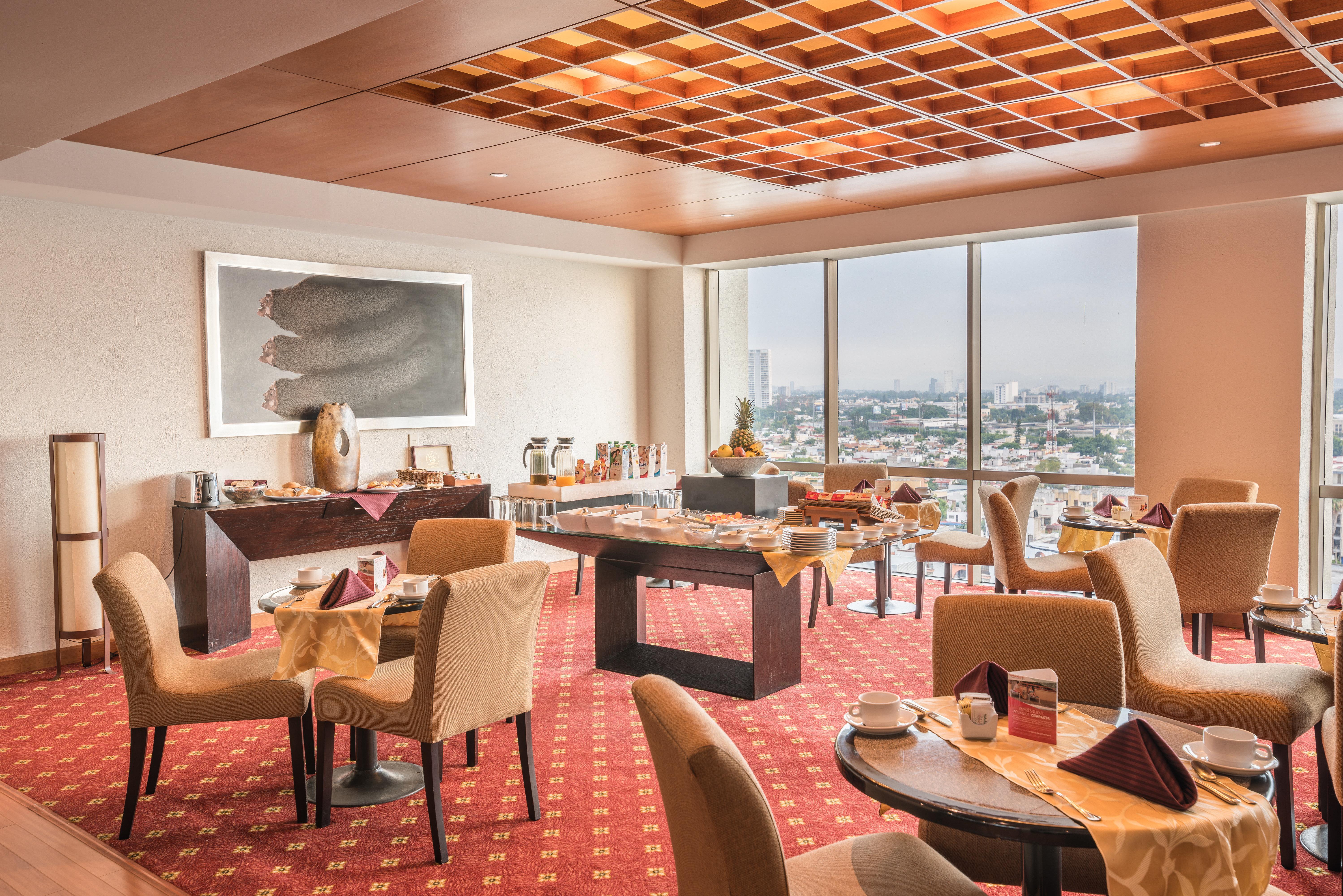 Holiday Inn Guadalajara Select By Ihg Экстерьер фото