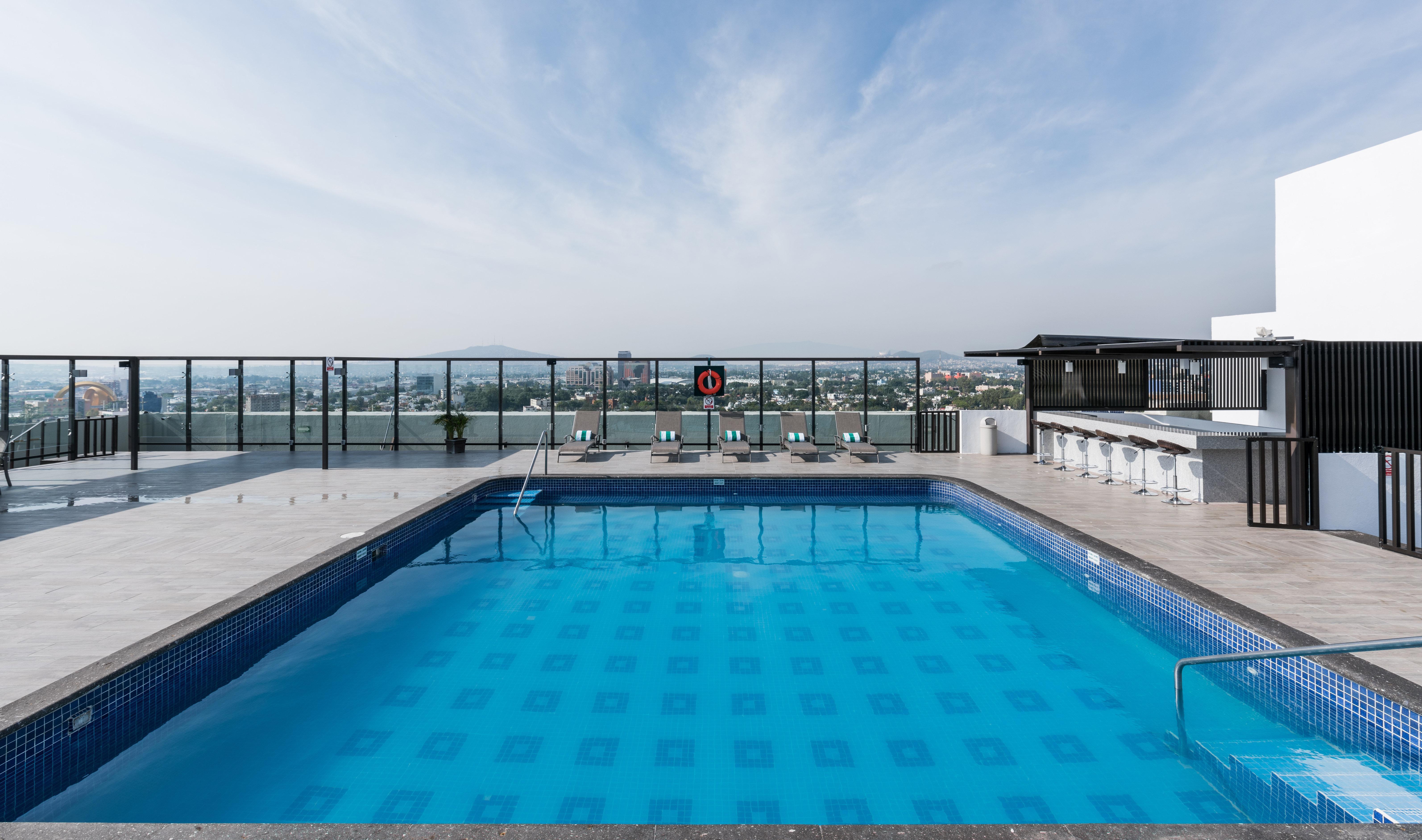 Holiday Inn Guadalajara Select By Ihg Экстерьер фото
