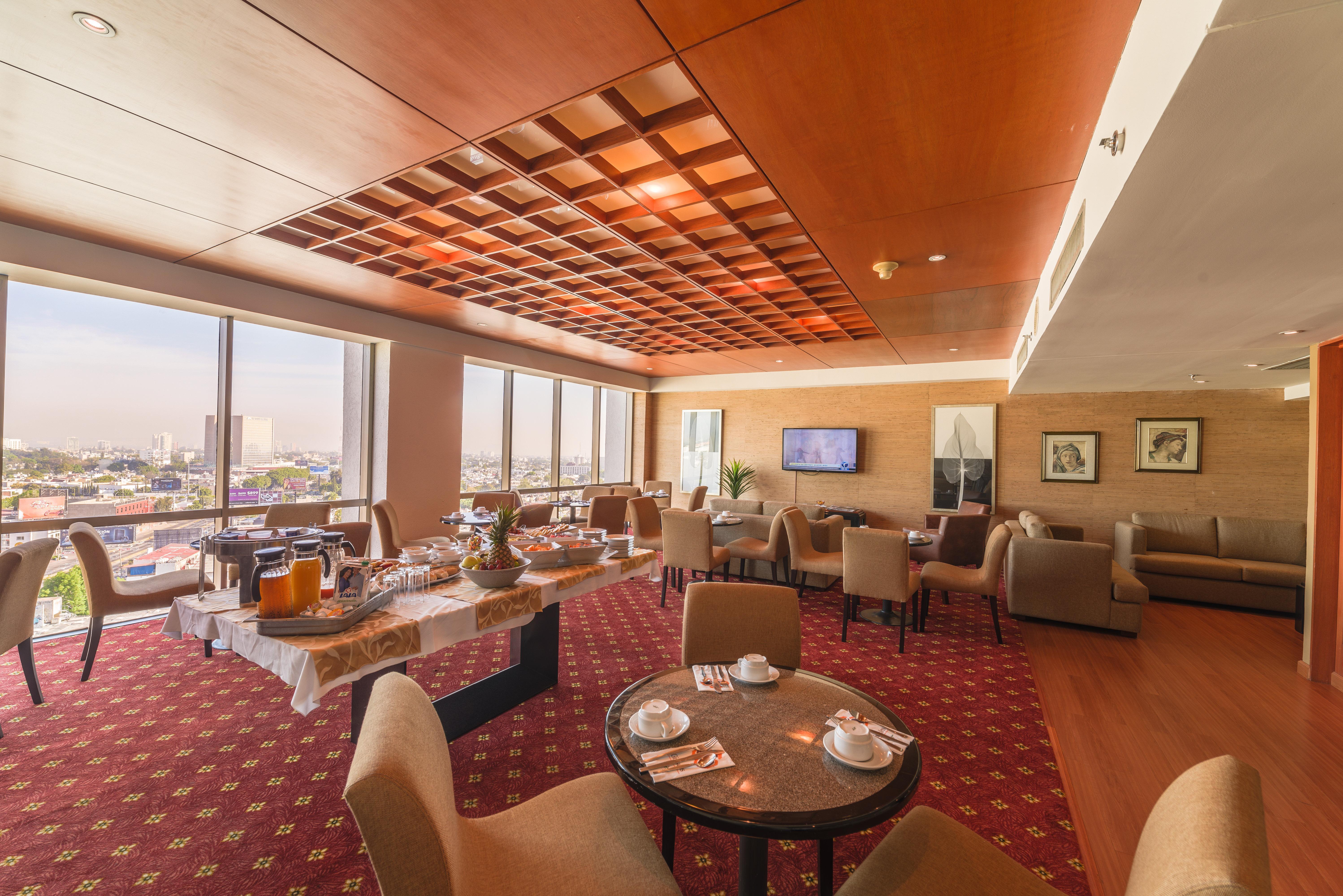 Holiday Inn Guadalajara Select By Ihg Экстерьер фото