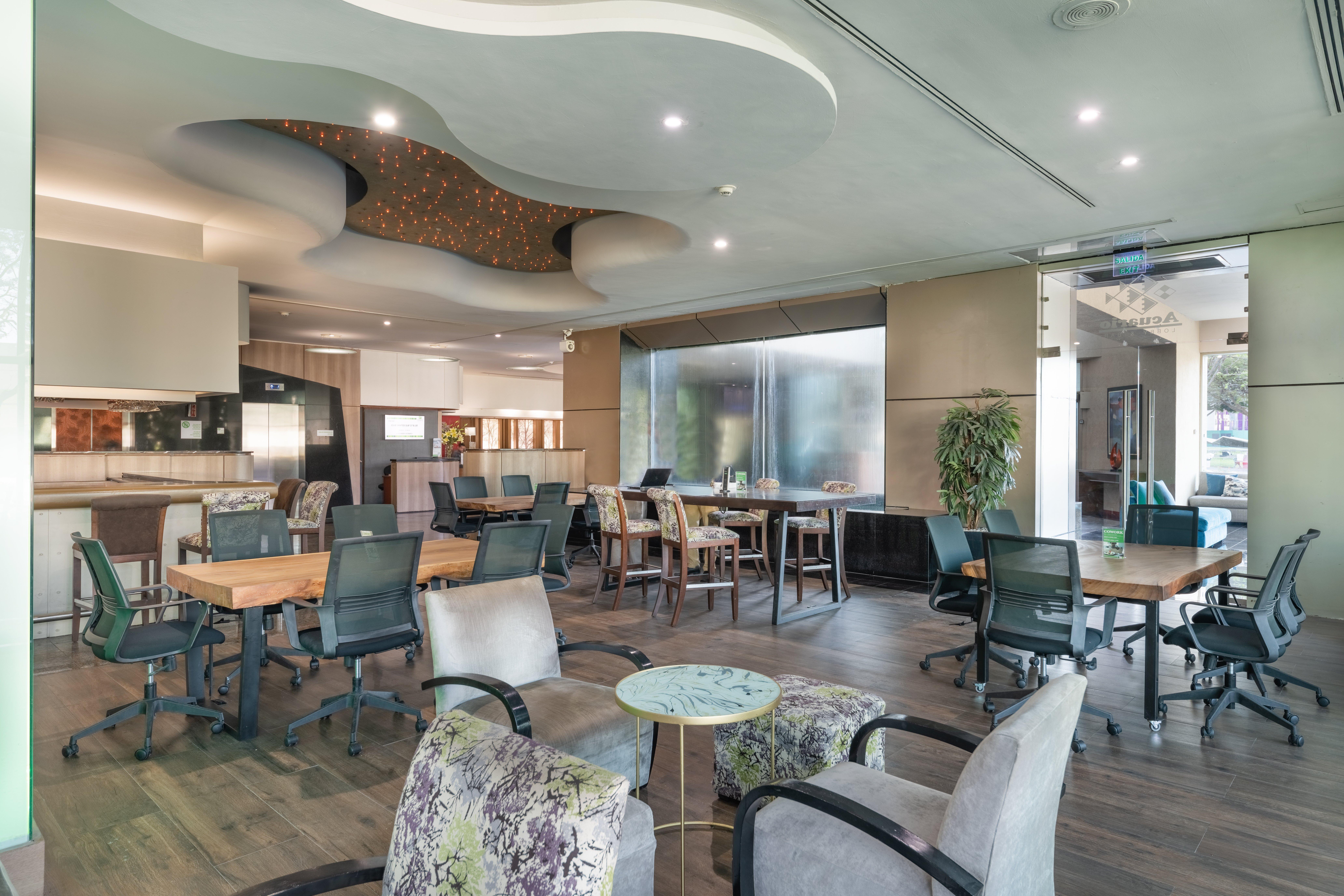 Holiday Inn Guadalajara Select By Ihg Экстерьер фото