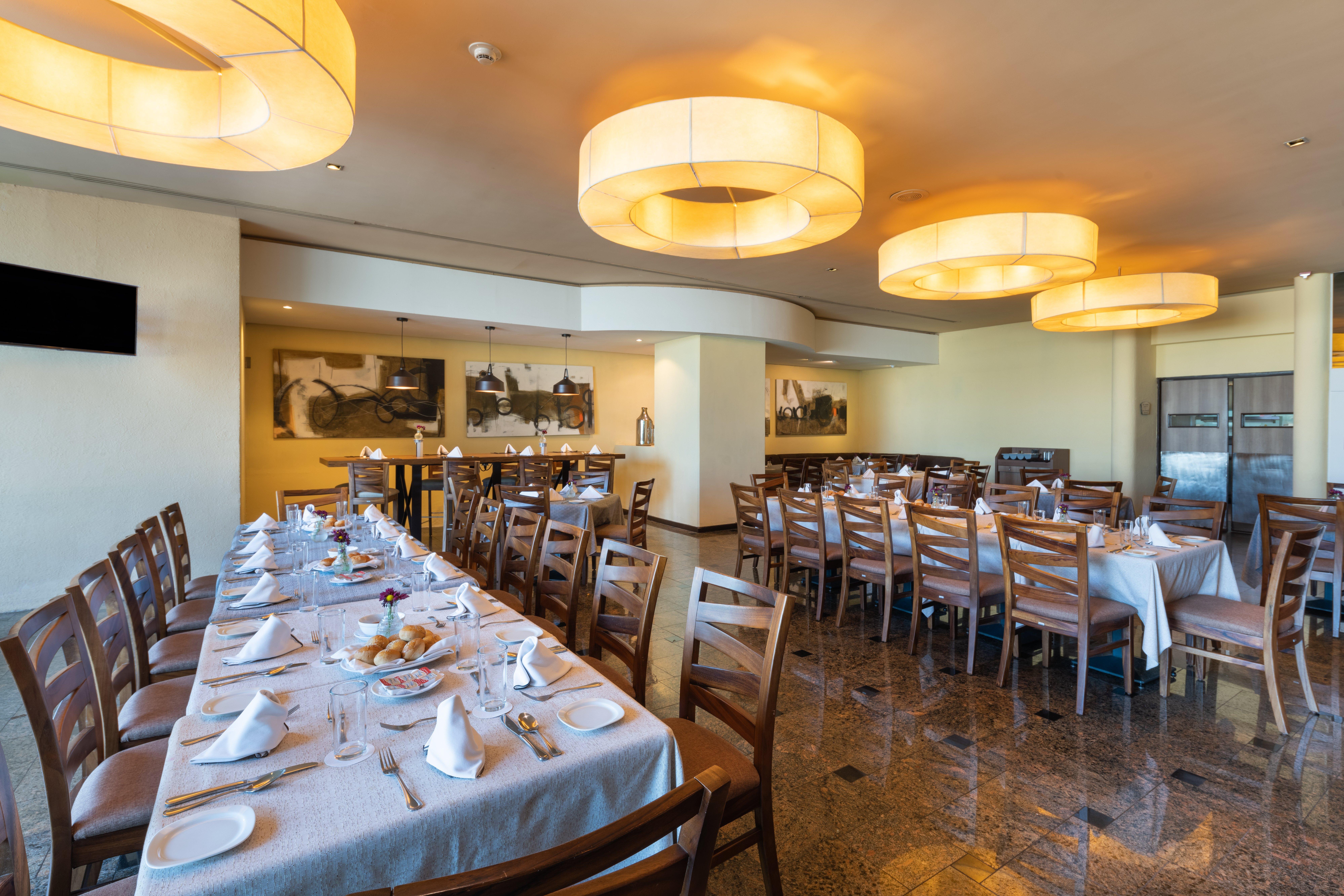 Holiday Inn Guadalajara Select By Ihg Экстерьер фото