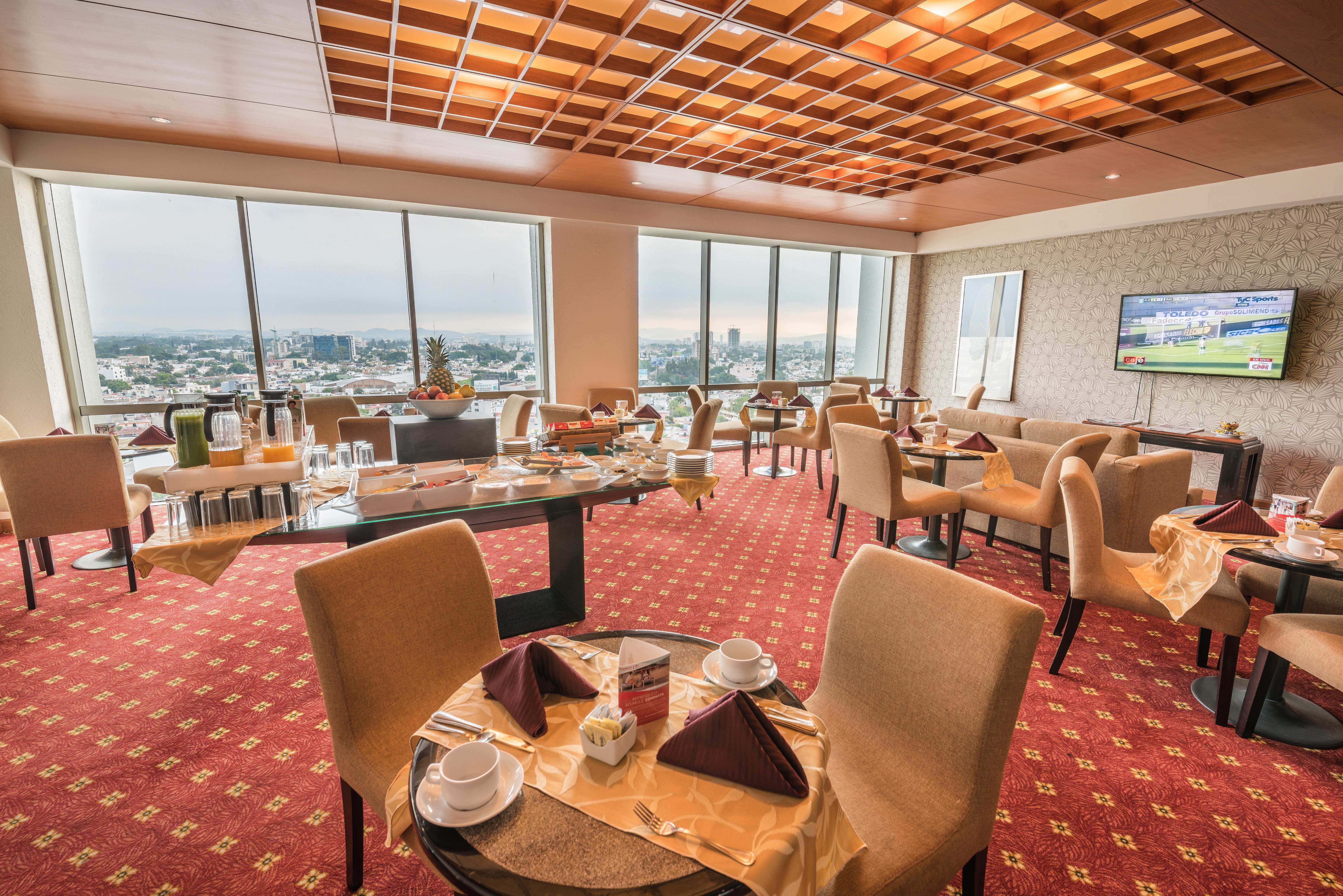 Holiday Inn Guadalajara Select By Ihg Экстерьер фото