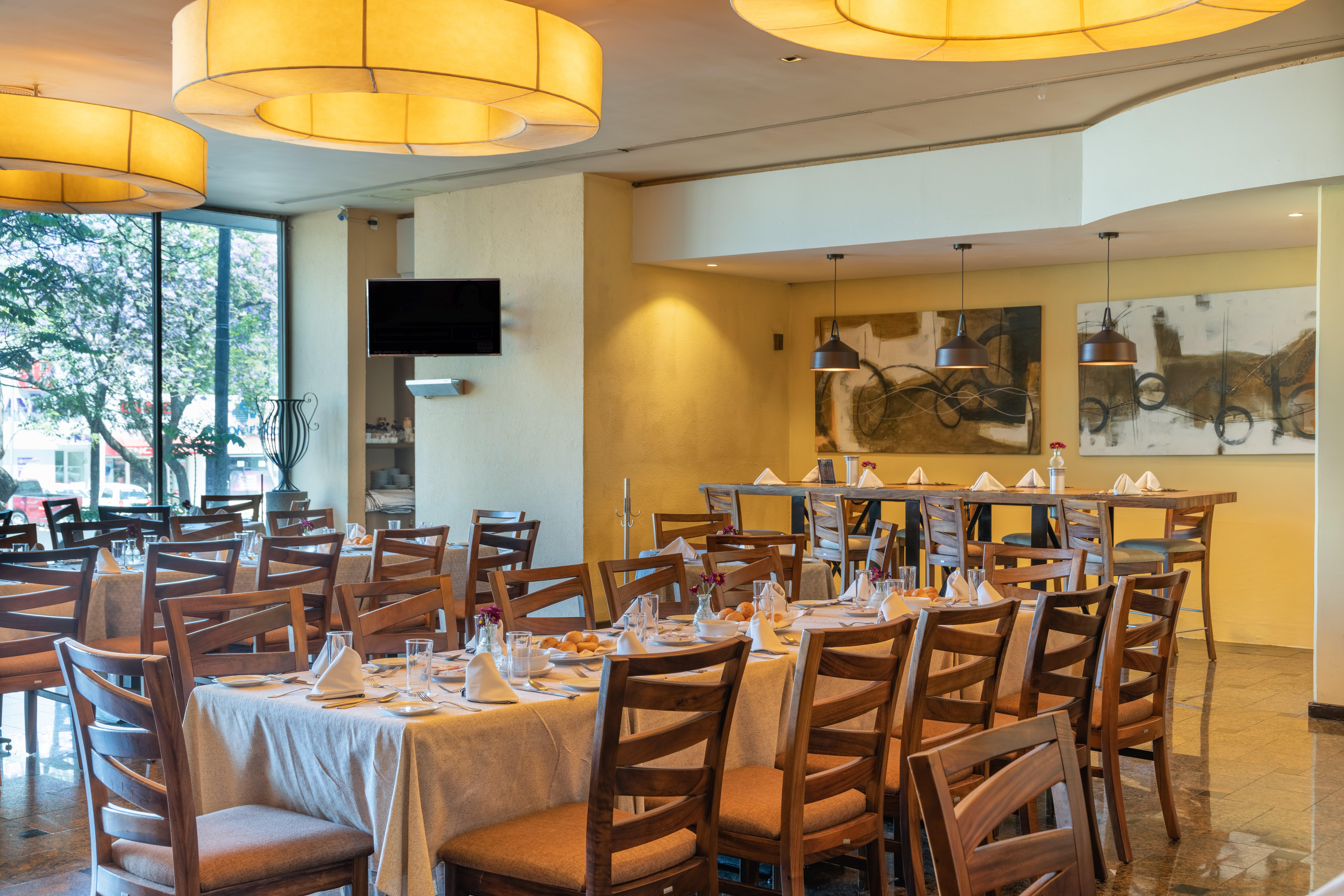 Holiday Inn Guadalajara Select By Ihg Экстерьер фото