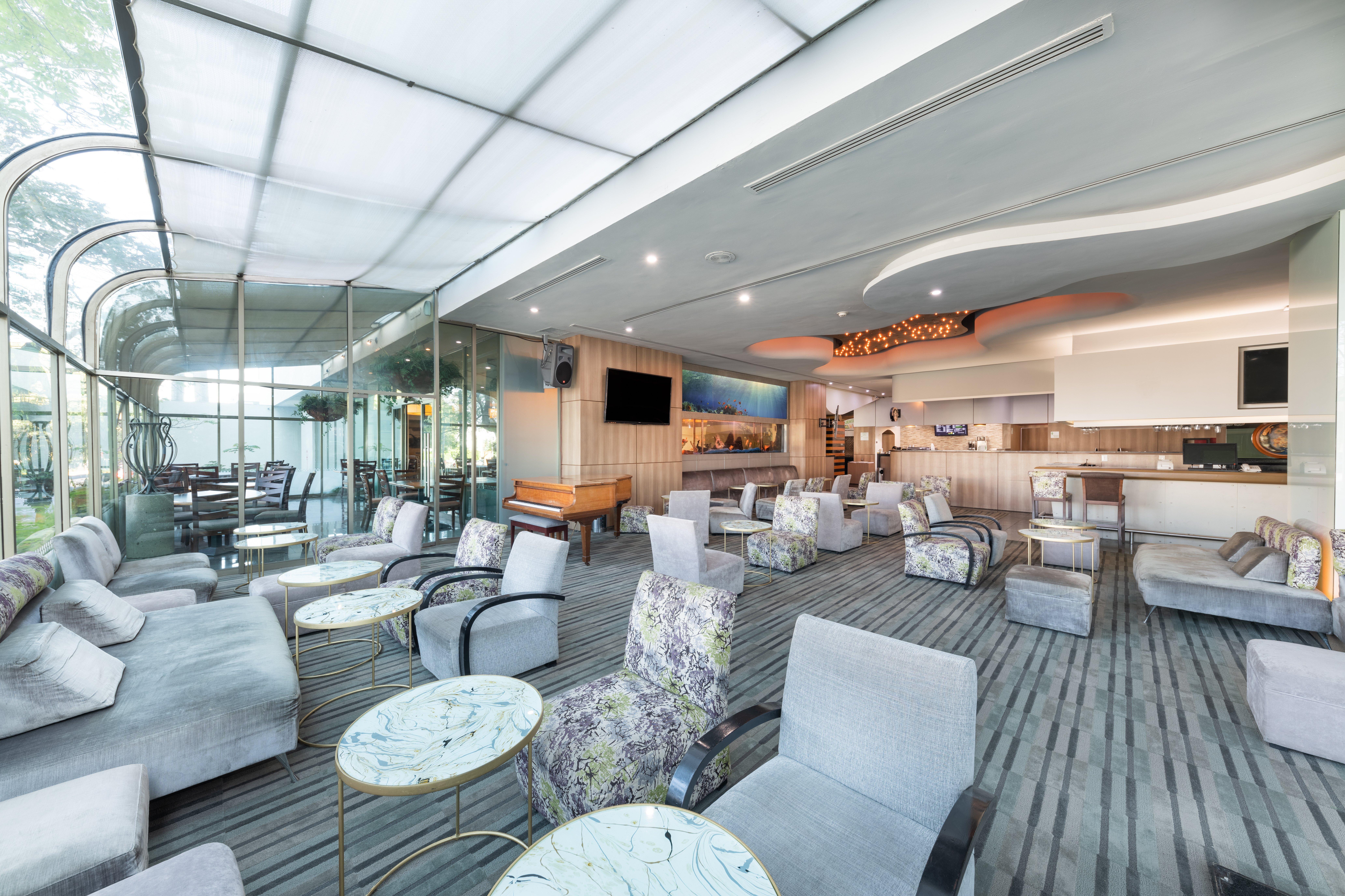 Holiday Inn Guadalajara Select By Ihg Экстерьер фото