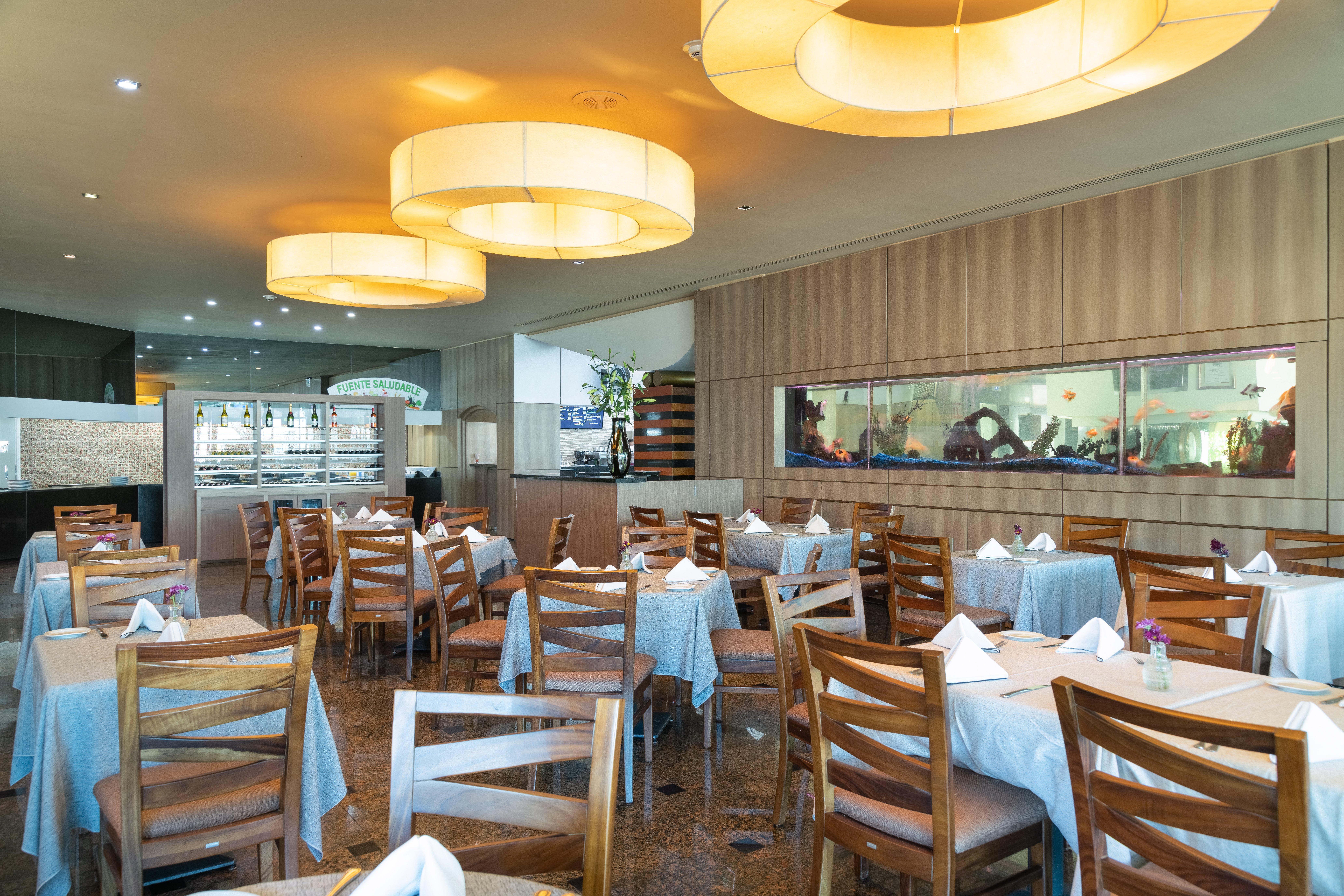 Holiday Inn Guadalajara Select By Ihg Экстерьер фото